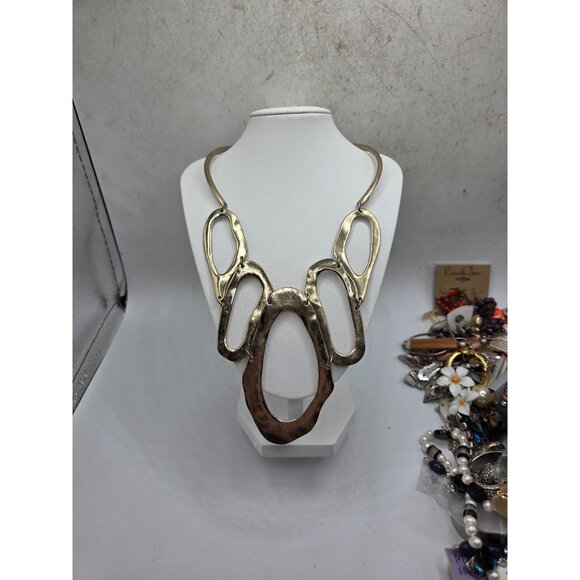 Statement Gold Tone Abstract Oval Link Necklace For Women - Picture 4 of 4